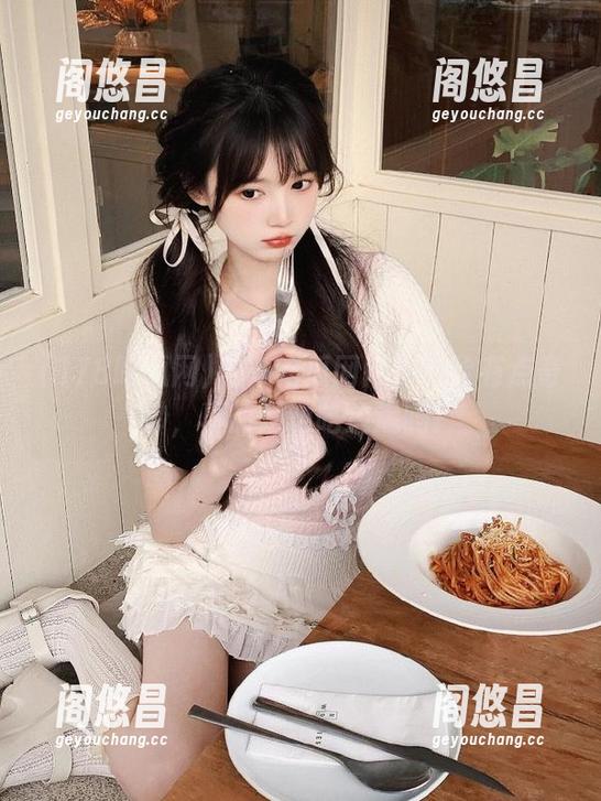 178吃瓜网网页体验有点奇妙，真的是边吃边追吗？