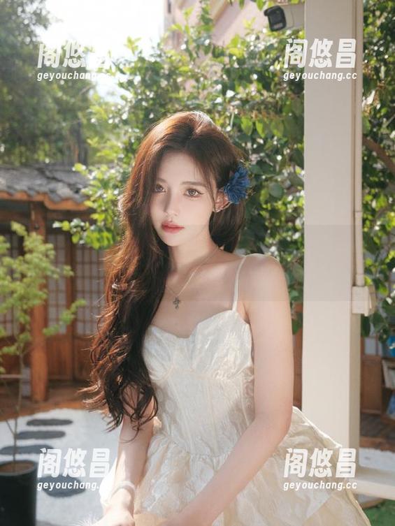 马上体验，网址岗前培训，www.51.com教你如何优雅吃瓜！