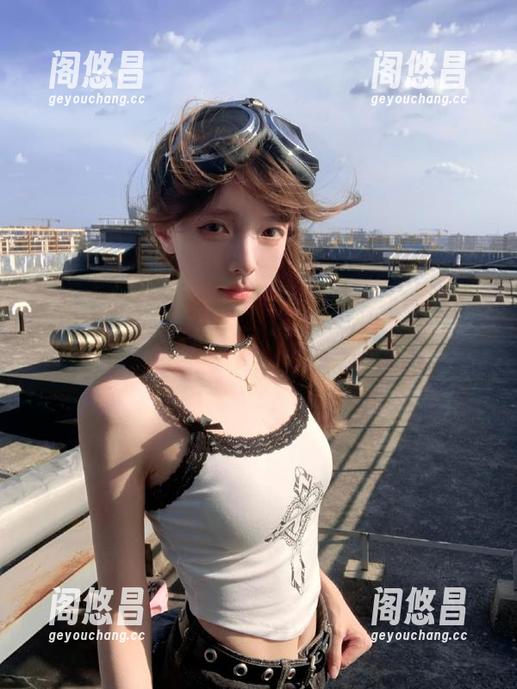 “就我一个人觉得www.51.com的视频太有创意了吗？”是我觉得好？还是太怪？