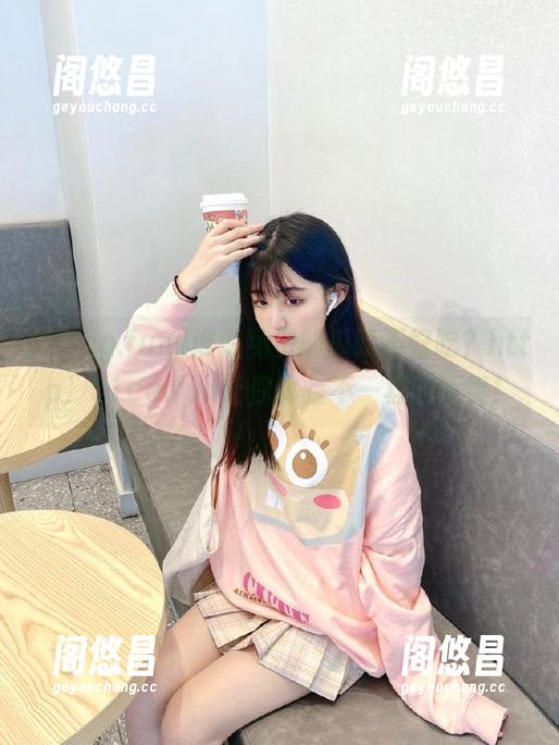 谁说免费的瓜就不好吃？http冫51cg.fun让你体验不一样的清爽！