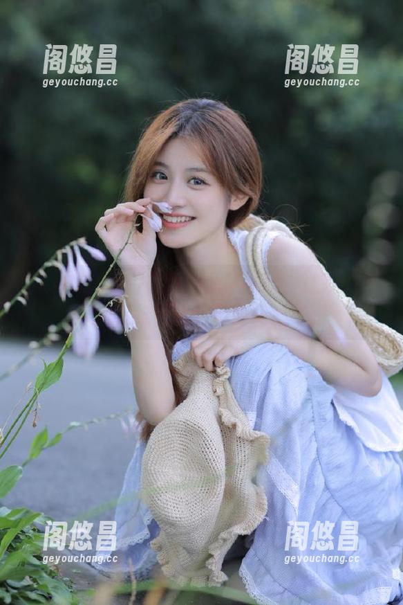 想低调的吃瓜吗？让718吃瓜网二维码直达你的隐秘花园