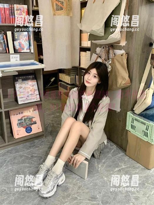 观看黑料的这丝微妙，忍不住想说，91吃瓜真是个宝藏！