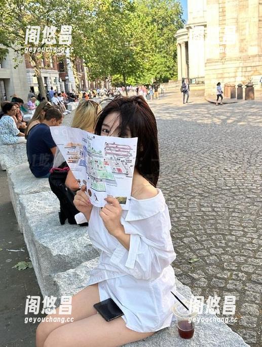 91吃瓜app：一键进入今日吃瓜入口，猛戳前方！