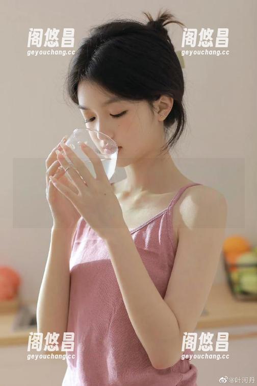 刚刚下载的zztt10.ccmapp居然给我曝光了这些黑料，ios用户也得小心啊！