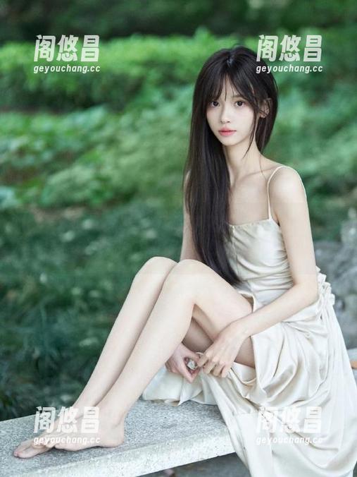 冲哥精选app，下载一次就像是掉进了吃瓜的深渊，根本出不来！