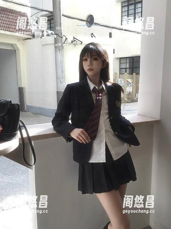 吃瓜17cg苹果版：总有一天，我也想成为爆料大师，靠谁才能发光发热呢？