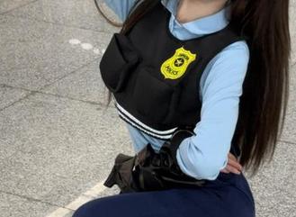 这个吃瓜导航app简直是八卦界的GPS，能精准定位热搜动态！