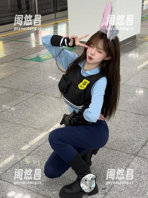 这个吃瓜导航app简直是八卦界的GPS，能精准定位热搜动态！