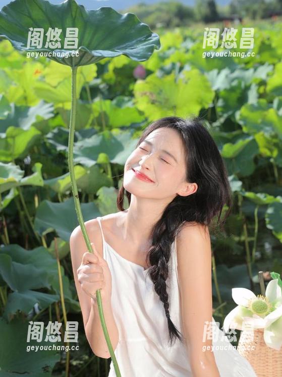 吃瓜不麻烦，直达“www.51cg.fun吃瓜网”，让你做最聪明的围观群众！