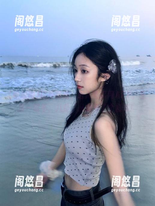 打开链接，进入吃瓜网APP，生活—哦不，八卦，从此多了个剧本！