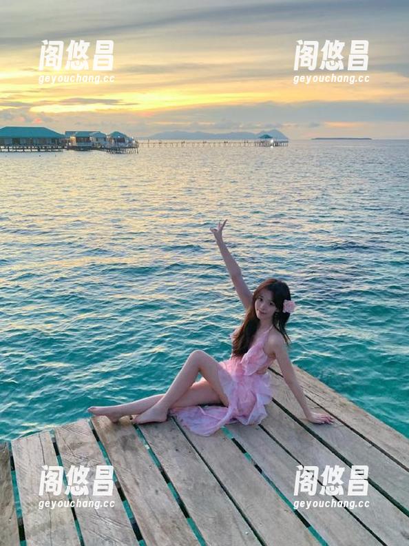 “明星黑料”官网来袭：那些小心翼翼隐瞒的秘密，准备好吃瓜吗？