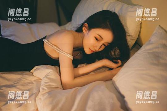 别说我没警告你，登录“每日黑料”后别再抱怨世界丑陋。