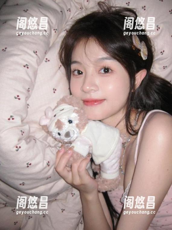 “网曝黑料”观看，感觉就像在捉迷藏，但偏偏总是被“找到”。