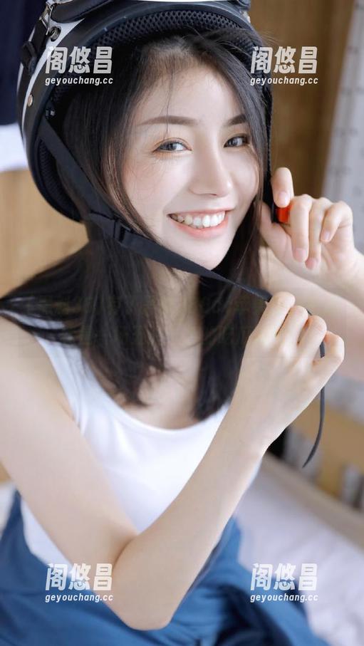 有了黑料380cc苹果版，生活就是一场五光十色的吃瓜派对！