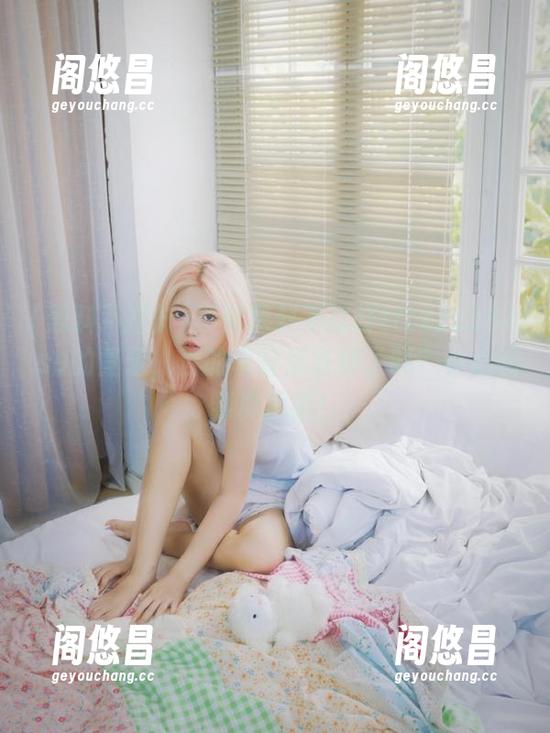 搜索黑料不打烊tttzzz668.su的登录，你的吸管准备好了吗？小心喝到真相哦！