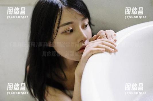 黑料吃瓜网的实际网址闯入我的视线，让我好奇得想拼命观看，这到底是个什么套路？