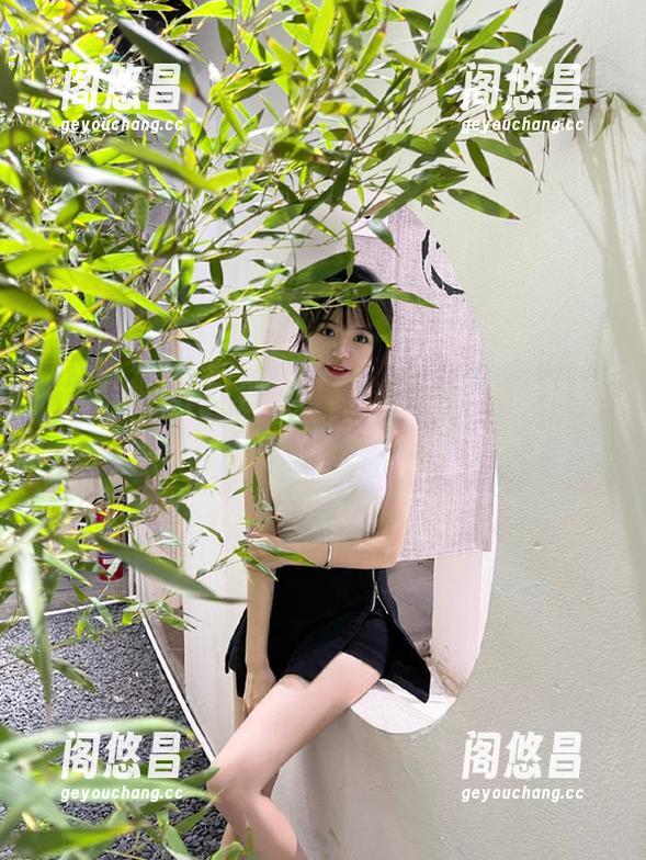 别名“黑料吃瓜网”的导航，就是让你随时随地爆料，太魔性了。